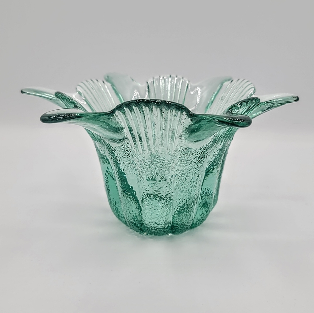 Green Recycled Glass Art Bowl Pulled Rim Bubble Texture Spanish Style Vintage